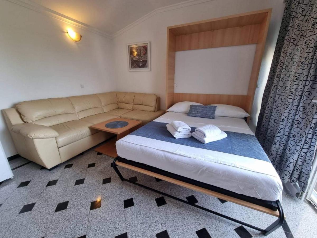 Apartment Tomic 2 Makarska Dış mekan fotoğraf