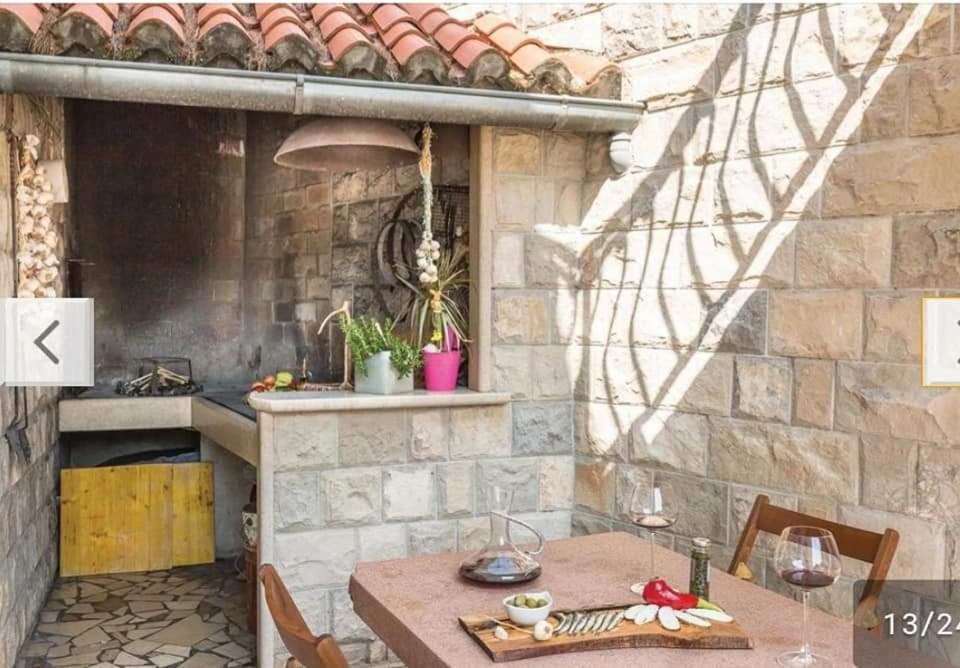 Apartment Tomic 2 Makarska Dış mekan fotoğraf