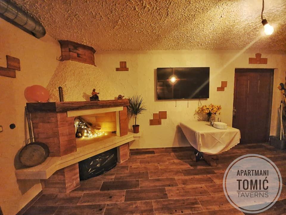 Apartment Tomic 2 Makarska Dış mekan fotoğraf